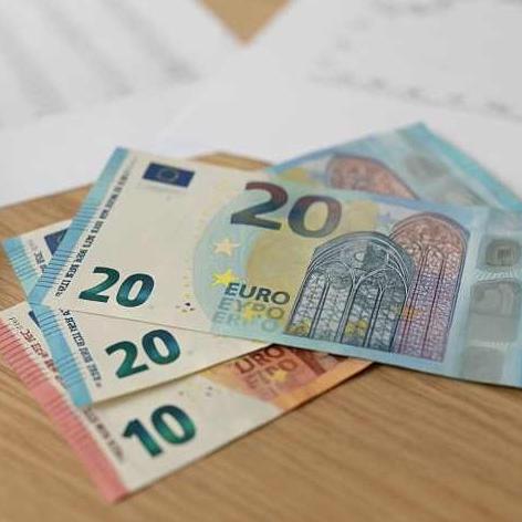 Minimālā darba alga 2026.gadā – 780 eiro mēnesī